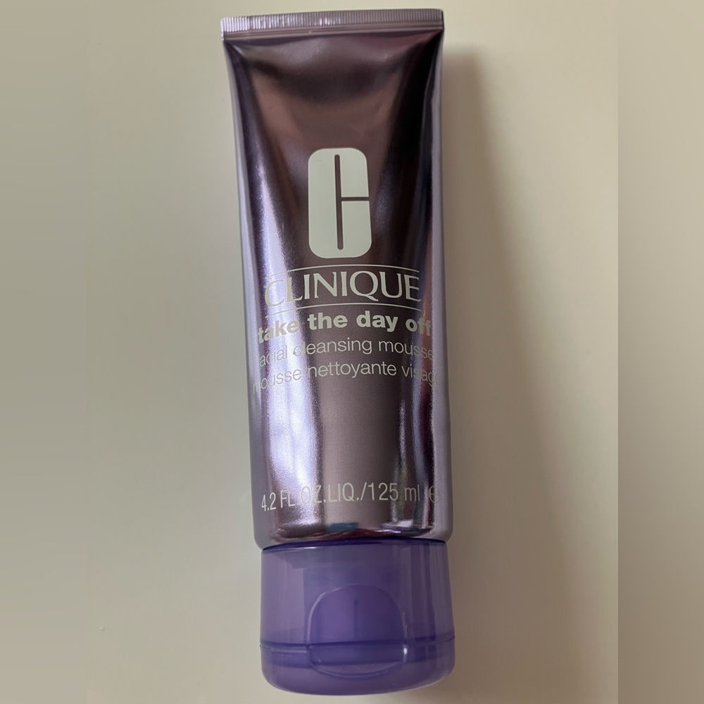 Clinique Take The Day Off Facial Cleansing Mousse - 4.2 Fl Oz